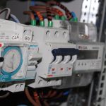 הגנת חשמל בלוח חשמל